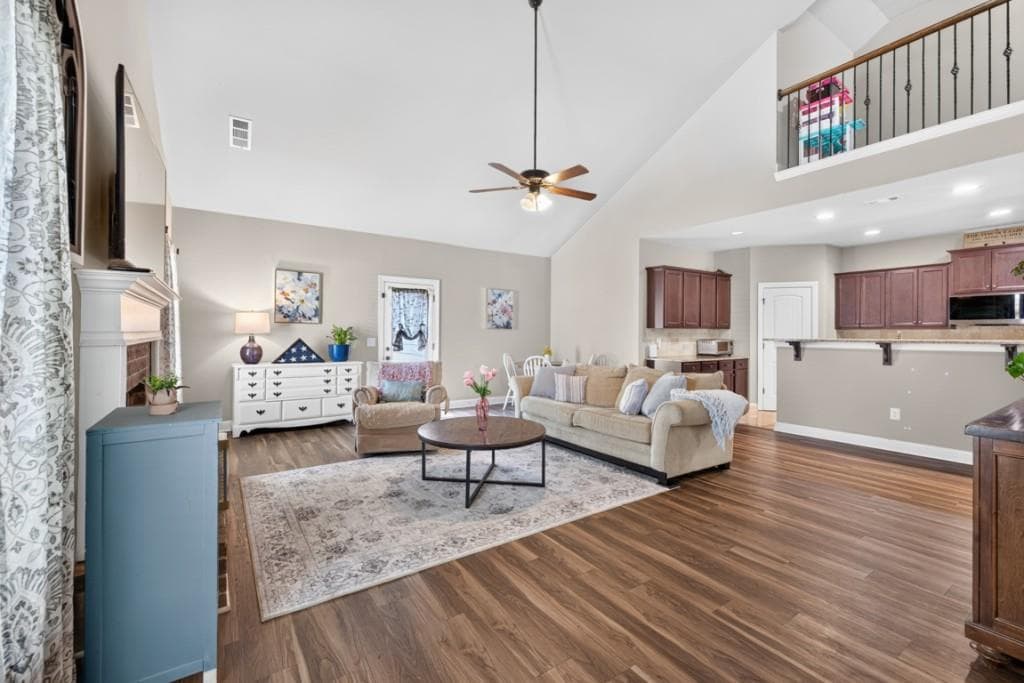4 bedroom, 3 bathroom, 2,500 sq ft single family residence for sale at 544 Amaranth Trail, Hoschton, GA 30548 — photo 8