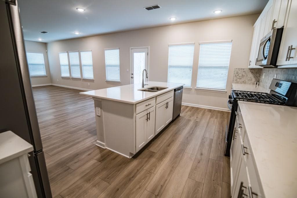 4 bedroom, 3 bathroom, 2,700 sq ft single family residence for rent at 3177 Train Street, Buford, GA 30519 for $2,600 a month — photo 10