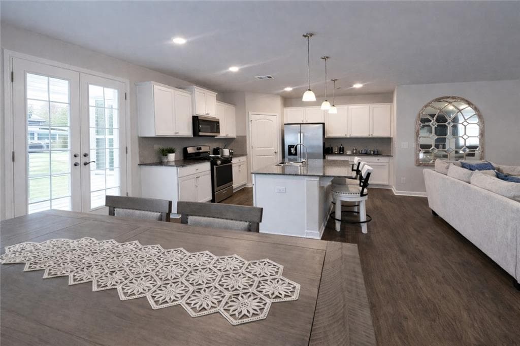 4 bedroom, 3 bathroom, 2,005 sq ft townhouse for rent at 182 Woodhouse Circle, Acworth, GA 30102 for $2,600 a month — photo 9