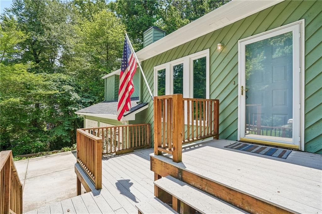 4 bedroom, 2 bathroom, 1,458 sq ft single family residence for sale at 659 Sunshine Trace, Acworth, GA 30102 — photo 4