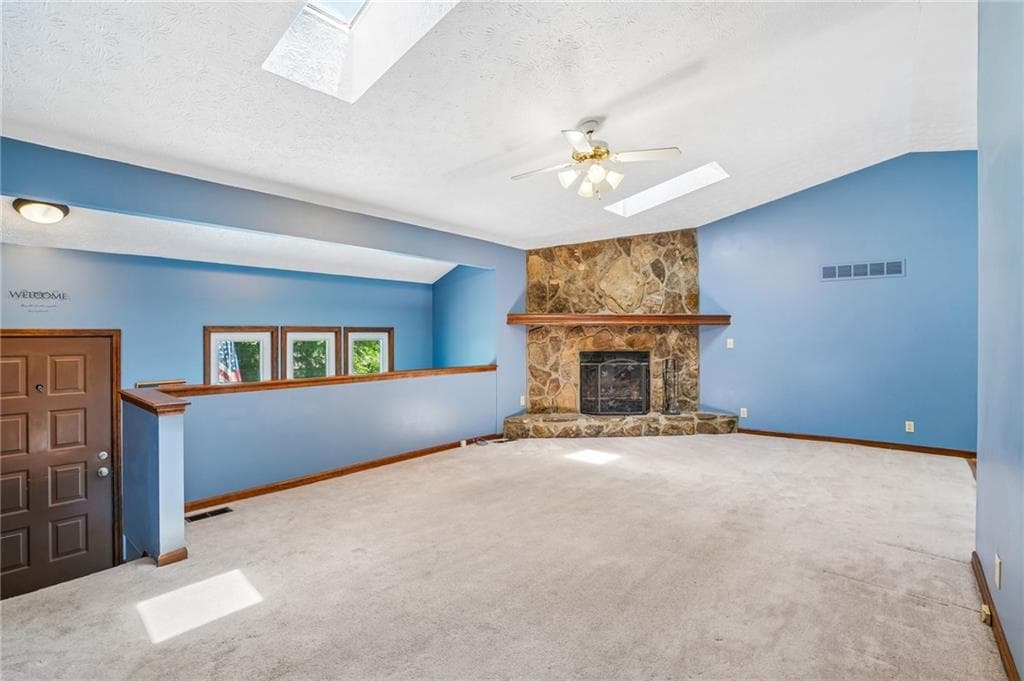 4 bedroom, 2 bathroom, 1,458 sq ft single family residence for sale at 659 Sunshine Trace, Acworth, GA 30102 — photo 8