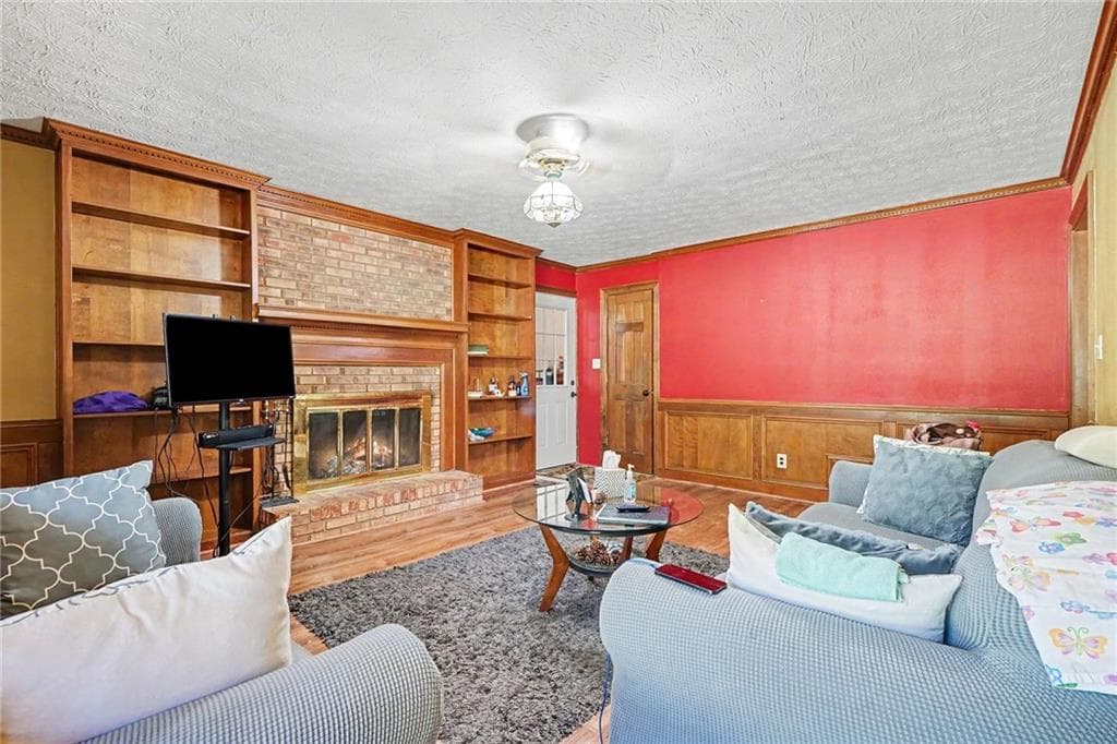 5 bedroom, 3 bathroom, 2,580 sq ft single family residence for sale at 1107 Wallington Court, Conyers, GA 30012 — photo 7