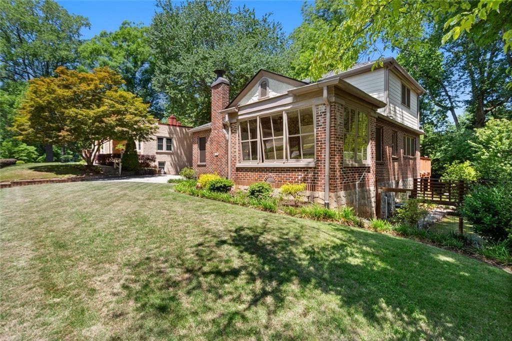 3 bedroom, 2 bathroom, 1,704 sq ft single family residence for sale at 1937 Mercer Avenue, Atlanta, GA 30337 — photo 3