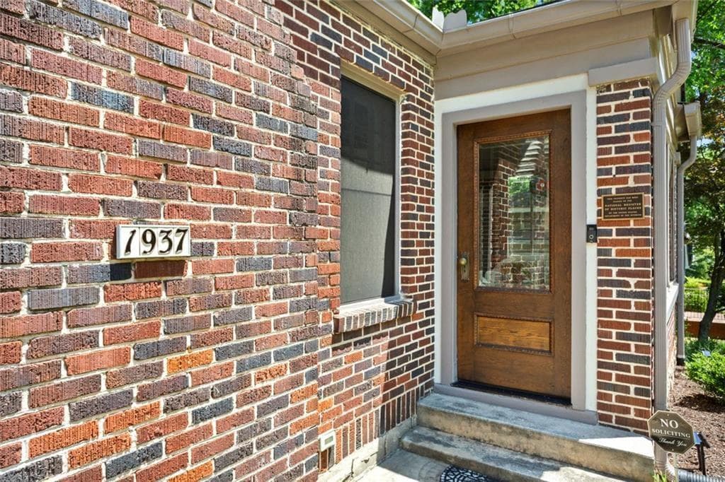 3 bedroom, 2 bathroom, 1,704 sq ft single family residence for sale at 1937 Mercer Avenue, Atlanta, GA 30337 — photo 5