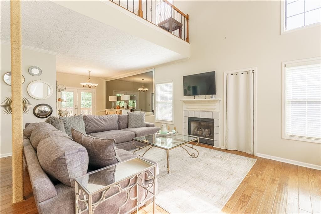 3 bedroom, 4 bathroom, 2,124 sq ft townhouse for sale at 647 Granby Hill Place, Alpharetta, GA 30022 — photo 4