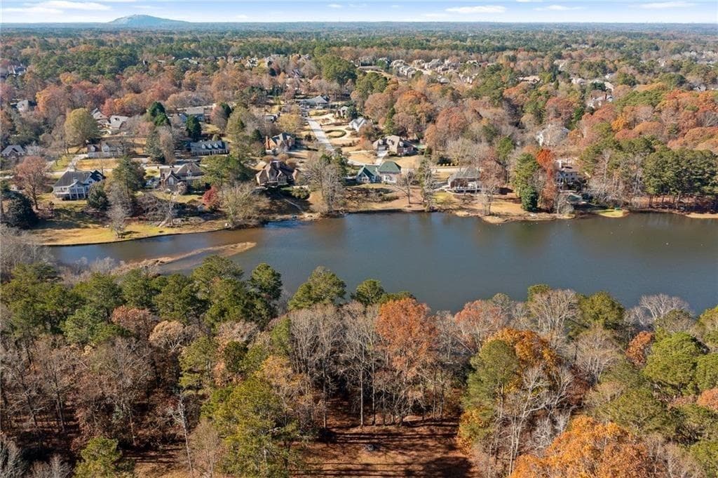 4 bedroom, 3 bathroom, 3,865 sq ft single family residence for sale at 1319 Janmar Road, Snellville, GA 30078 — photo 2
