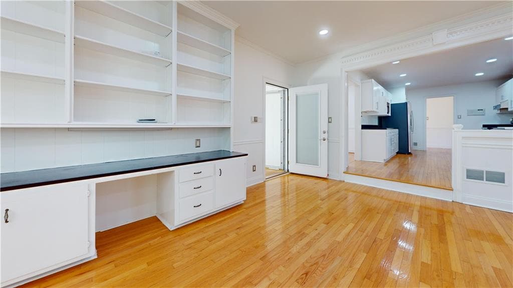 4 bedroom, 3 bathroom, 3,865 sq ft single family residence for sale at 1319 Janmar Road, Snellville, GA 30078 — photo 6