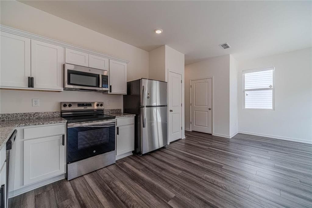 3 bedroom, 3 bathroom, 1,440 sq ft townhouse for sale at 29 Padley Drive, Winder, GA 30680 — photo 9