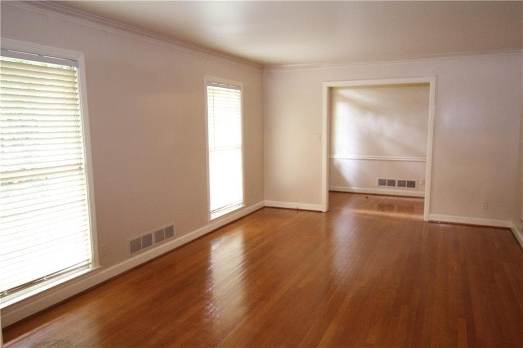 3 bedroom, 3 bathroom, 2,052 sq ft single family residence for rent at 4690 Huntley Drive, Atlanta, GA 30342 for $3,650 a month — photo 6