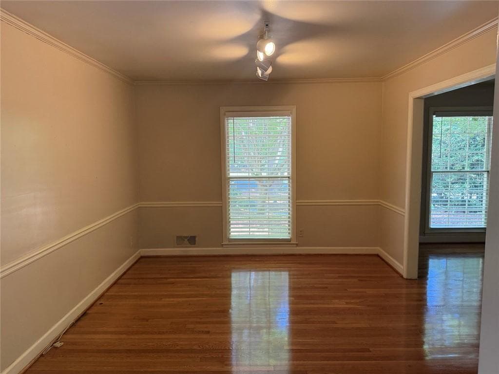 3 bedroom, 3 bathroom, 2,052 sq ft single family residence for rent at 4690 Huntley Drive, Atlanta, GA 30342 for $3,650 a month — photo 10