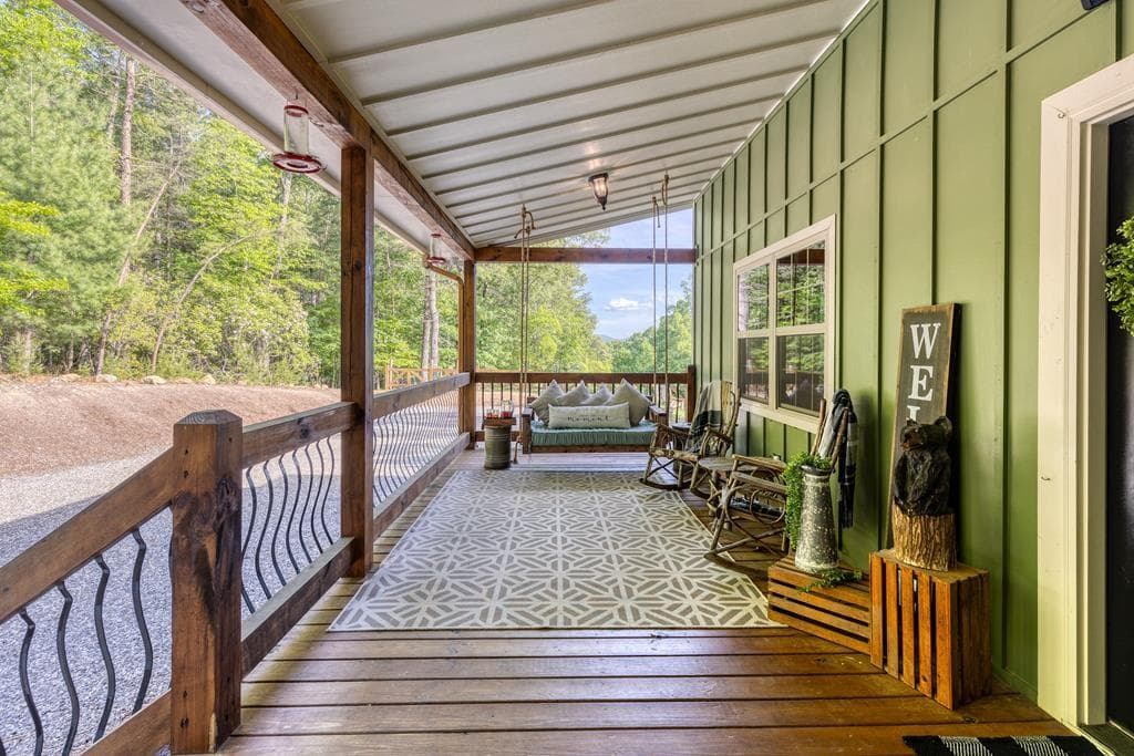 4 bedroom, 5 bathroom, 4,460 sq ft single family residence for sale at 481 Mountain Top Drive, Blue Ridge, GA 30513 — photo 8