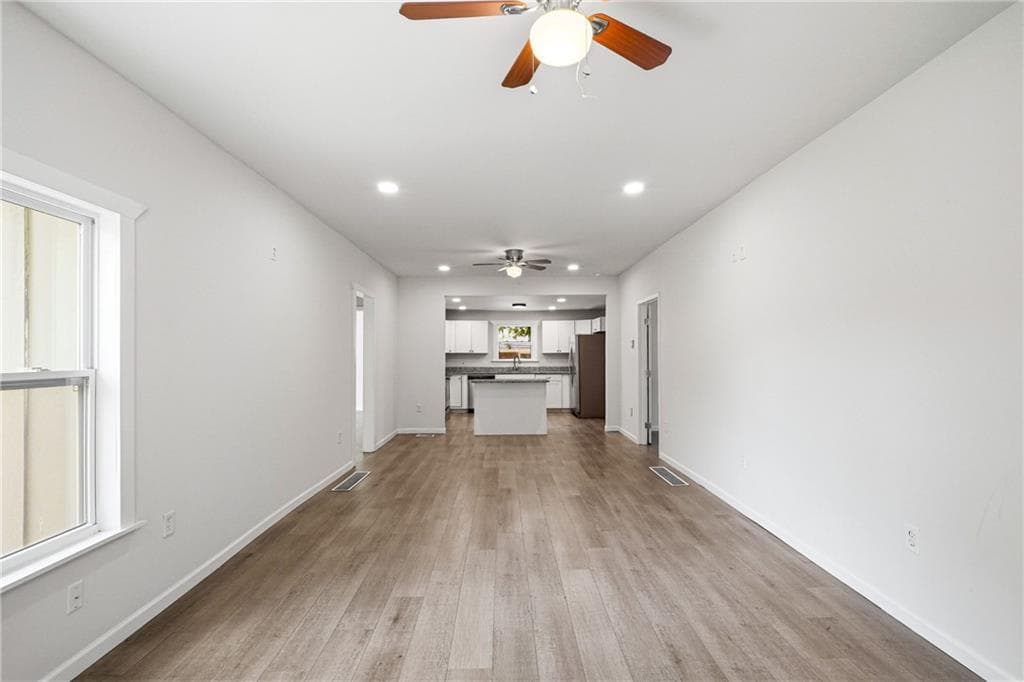 4 bedroom, 2 bathroom, 1,280 sq ft single family residence for sale at 1233 Oakland Drive, Atlanta, GA 30310 — photo 6