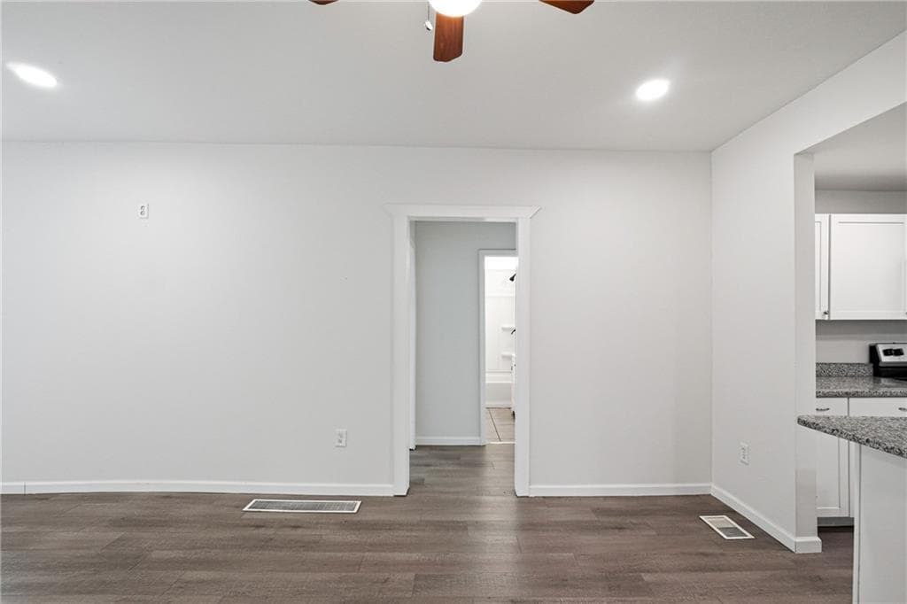 4 bedroom, 2 bathroom, 1,280 sq ft single family residence for sale at 1233 Oakland Drive, Atlanta, GA 30310 — photo 10