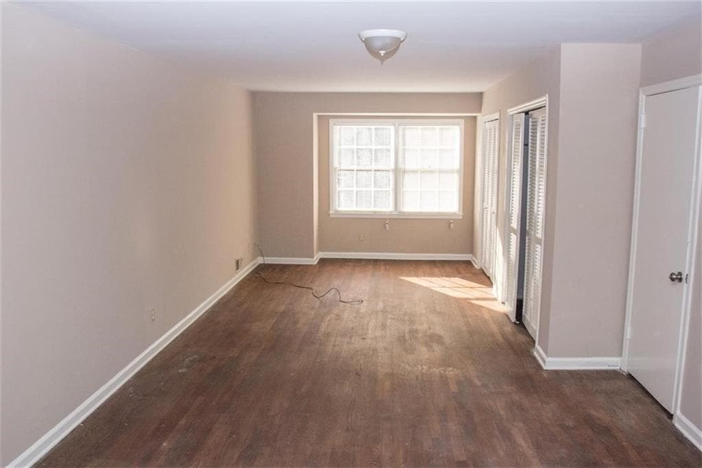 3 bedroom, 3 bathroom, 2,204 sq ft single family residence for sale at 6202 Lance Lane, Riverdale, GA 30274 — photo 9