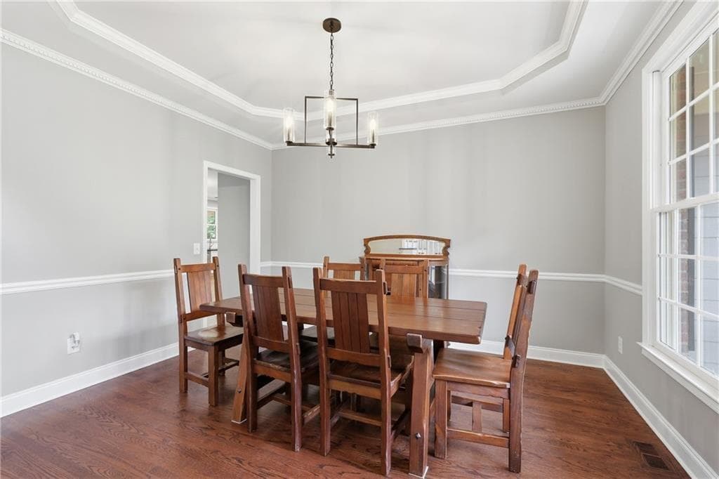 5 bedroom, 5 bathroom, 4,664 sq ft single family residence for sale at 127 Laurel Ridge Drive, Alpharetta, GA 30004 — photo 5