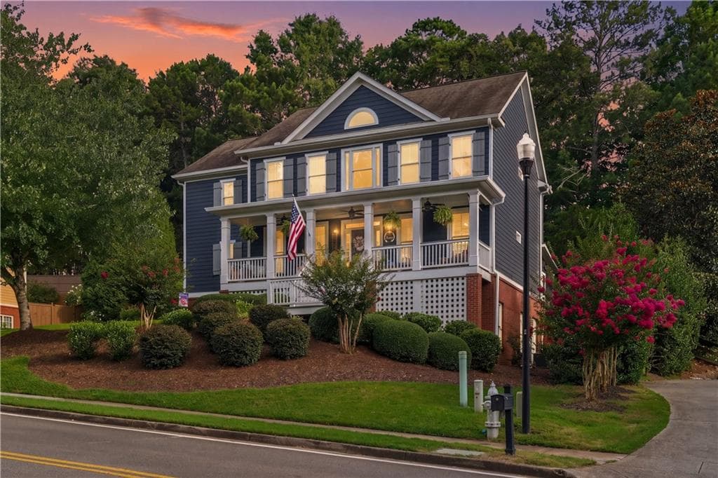 5 bedroom, 5 bathroom, 4,023 sq ft single family residence for sale at 321 River Green Avenue, Canton, GA 30114 — photo 4