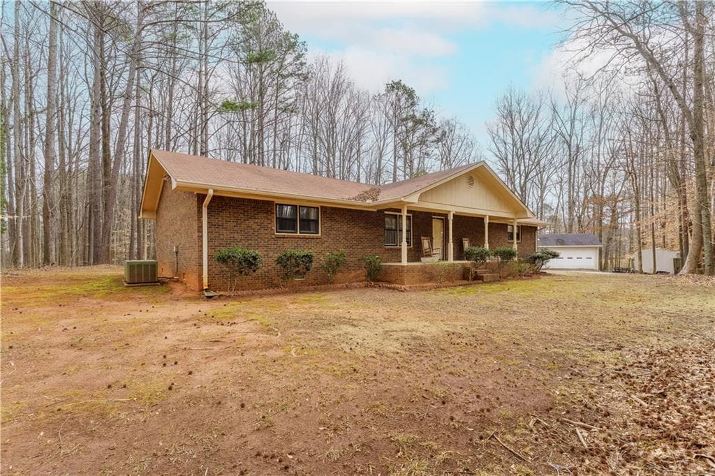 2 bedroom, 2 bathroom, 2,280 sq ft single family residence for sale at 4505 A Brookwood Drive, Mableton, GA 30126 — photo 3