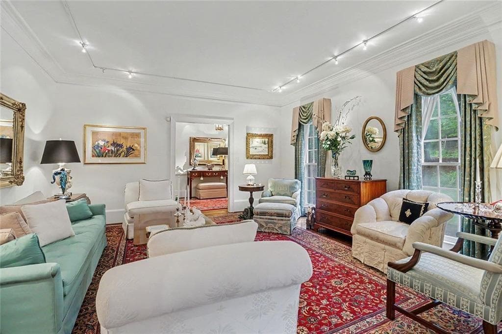 4 bedroom, 5 bathroom, 4,634 sq ft single family residence for sale at 3040 Spalding Drive, Atlanta, GA 30350 — photo 8