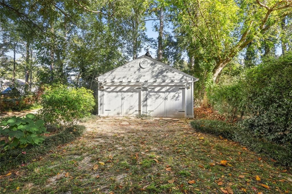 3 bedroom, 2 bathroom, 1,031 sq ft single family residence for rent at 1770 Bragg Street, Atlanta, GA 30341 for $2,795 a month — photo 4