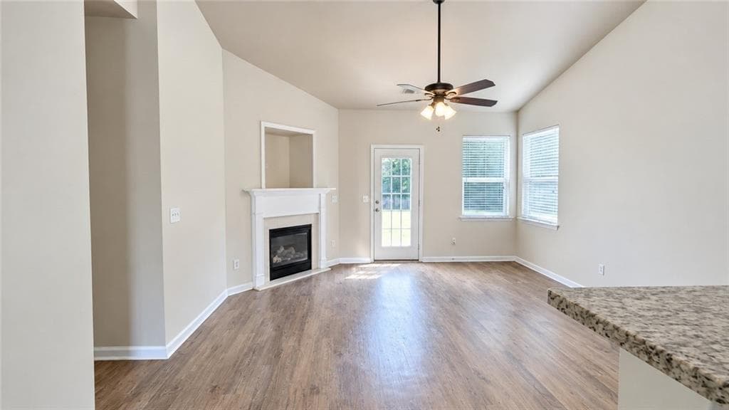3 bedroom, 2 bathroom, 1,520 sq ft single family residence for sale at 1269 Winwood Drive, Mcdonough, GA 30253 — photo 2