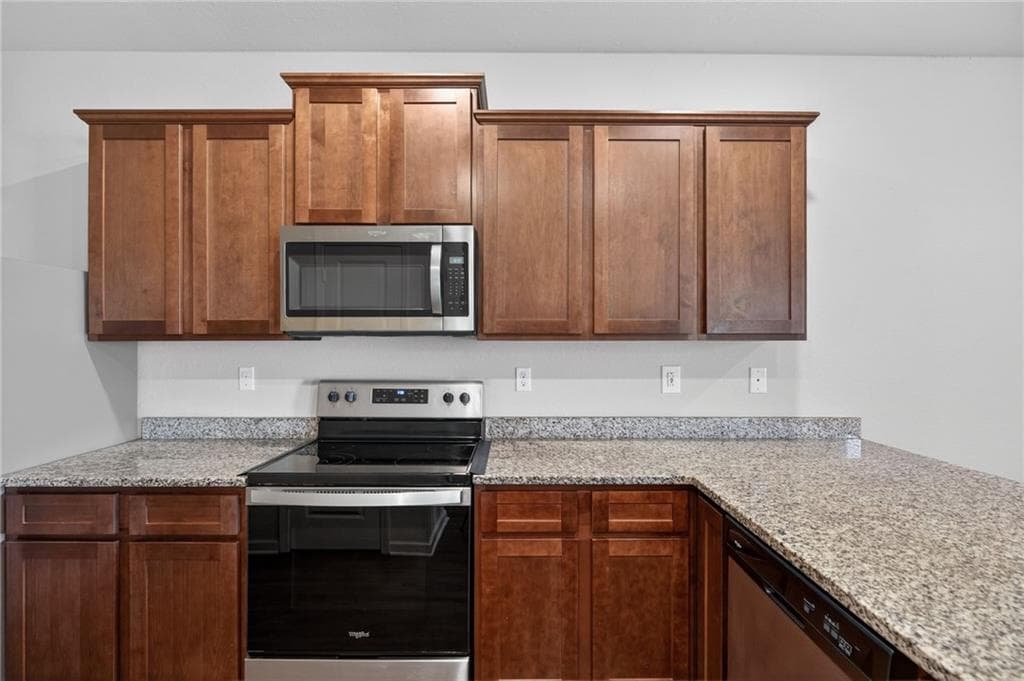 3 bedroom, 3 bathroom, 1,689 sq ft single family residence for sale at 1003 Nandina Court, Villa Rica, GA 30180 — photo 7
