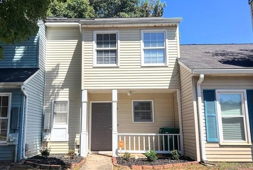 2 bedroom, 3 bathroom, 1,176 sq ft townhouse for sale at 2378 Cove Road, Lithonia, GA 30058