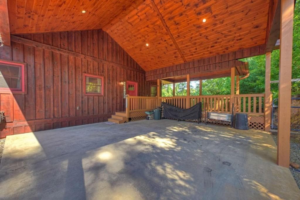 3 bedroom, 3 bathroom, 2,660 sq ft single family residence for sale at 12 N Dream Catcher, Blue Ridge, GA 30513 — photo 7