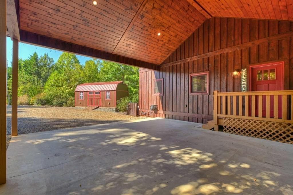 3 bedroom, 3 bathroom, 2,660 sq ft single family residence for sale at 12 N Dream Catcher, Blue Ridge, GA 30513 — photo 8