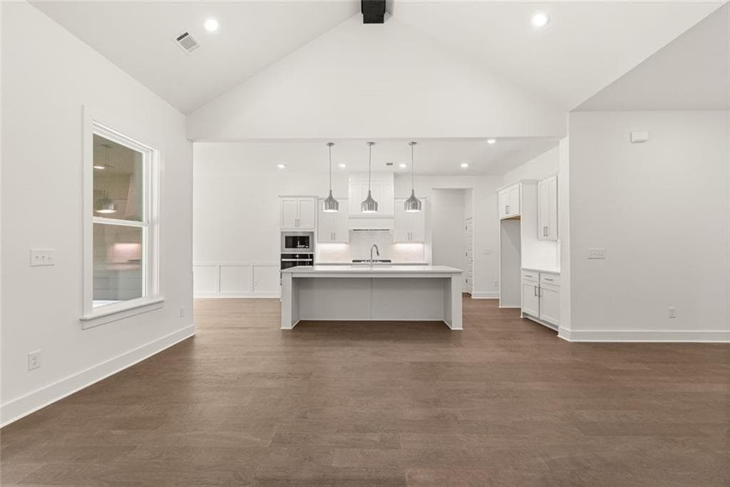 4 bedroom, 3 bathroom, 2,606 sq ft single family residence for sale at 8340 Creekside Overlook Drive, Gainesville, GA 30506 — photo 10