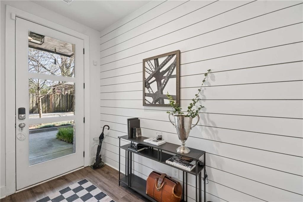 3 bedroom, 3 bathroom, 1,657 sq ft townhouse for sale at 1350 May Avenue 9, Atlanta, GA 30316 — photo 4