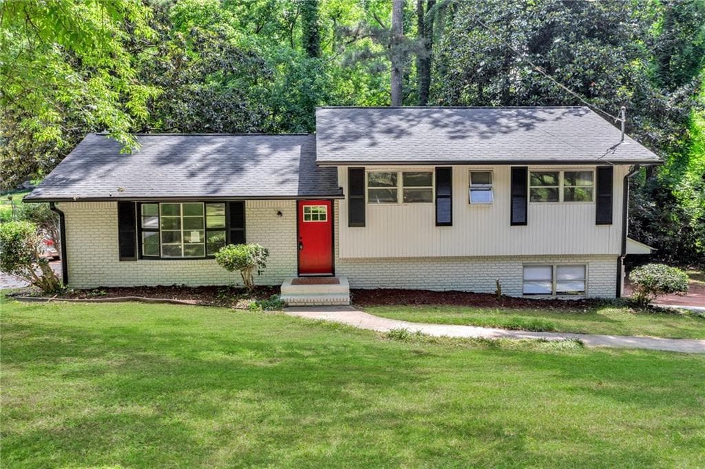 3 bedroom, 2 bathroom, 1,276 sq ft single family residence for sale at 4139 Janice Drive, College Park, GA 30337