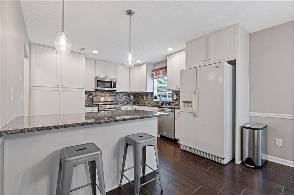 4 bedroom, 3 bathroom, 2,046 sq ft single family residence for rent at 3857 Peachtree Corners Circle, Peachtree Corners, GA 30092 for $2,395 a month — photo 8