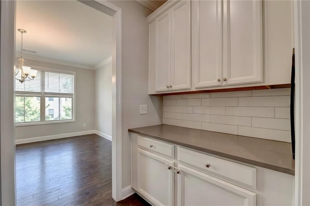 4 bedroom, 4 bathroom, 2,498 sq ft townhouse under contract at 3629 Davenport Road, Duluth, GA 30096 — photo 4