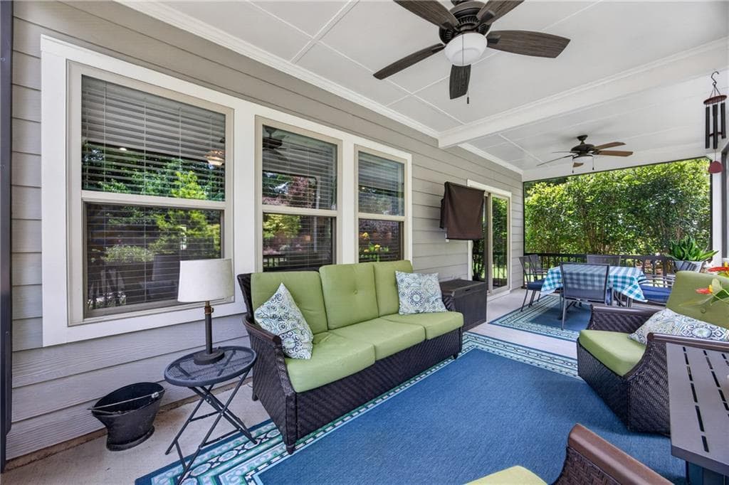 5 bedroom, 3 bathroom, 3,077 sq ft single family residence for sale at 138 Madison Street, Canton, GA 30115 — photo 5