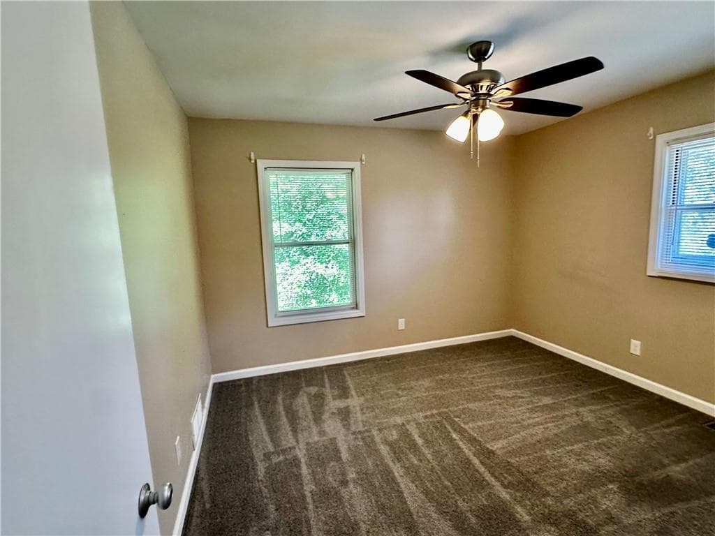 3 bedroom, 1 bathroom, 1,374 sq ft single family residence for sale at 2183 Springdale Circle, Atlanta, GA 30315 — photo 10