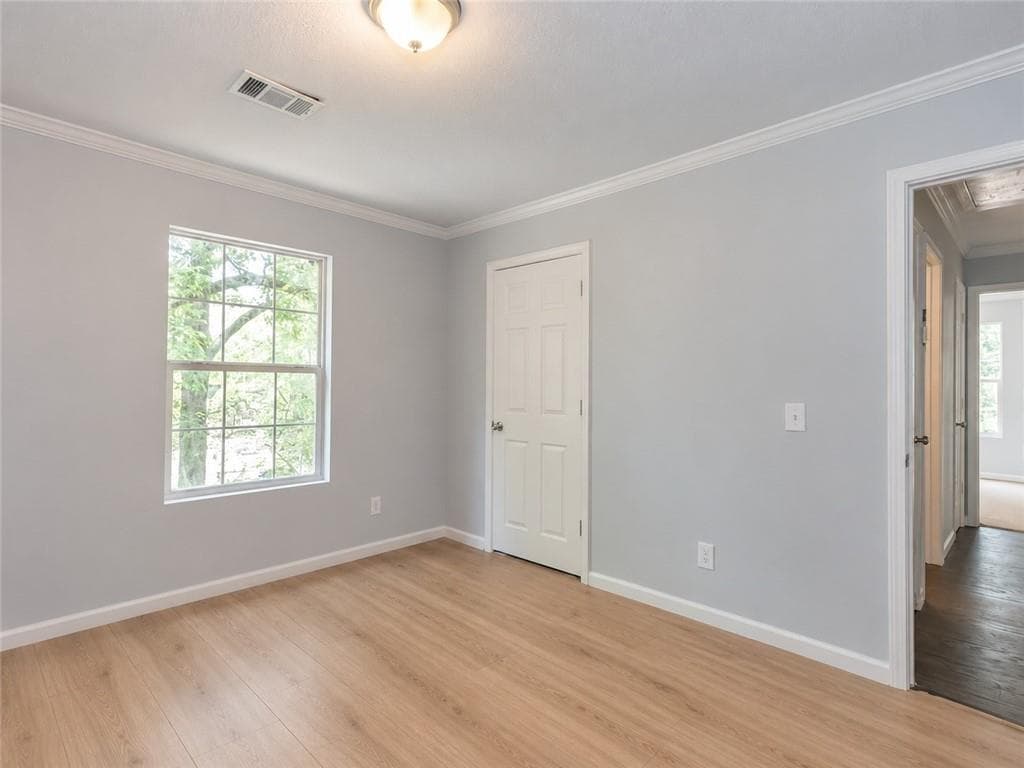3 bedroom, 2 bathroom, 1,183 sq ft single family residence for sale at 995 Coleman Street, Atlanta, GA 30310 — photo 7