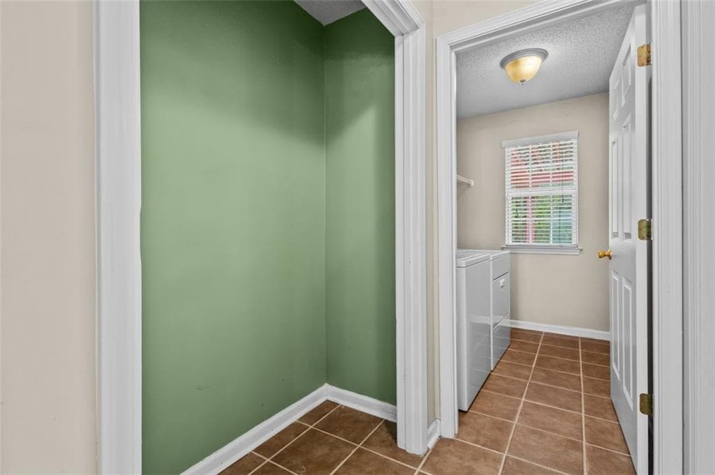 5 bedroom, 4 bathroom, 3,058 sq ft single family residence for sale at 1835 Winding Crossing Trail, Fairburn, GA 30213 — photo 8