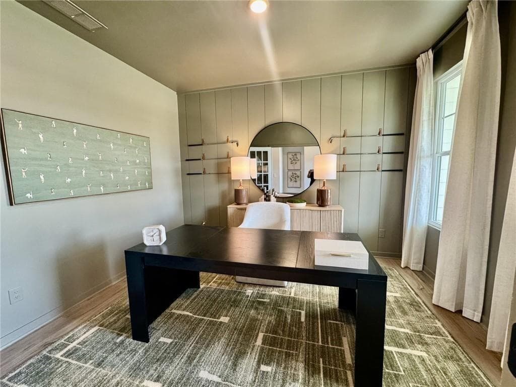 4 bedroom, 4 bathroom, 3,495 sq ft single family residence for sale at 8545 Oak Hollow Way, Cumming, GA 30041 — photo 4