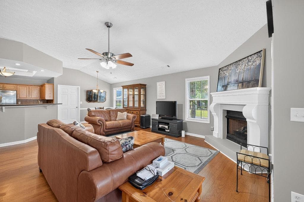 3 bedroom, 2 bathroom, 2,136 sq ft single family residence for sale at 1237 Laurelwood Lane, Lawrenceville, GA 30045 — photo 6