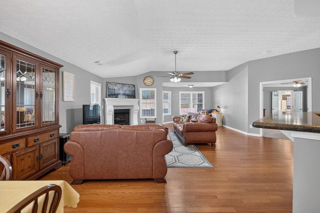3 bedroom, 2 bathroom, 2,136 sq ft single family residence for sale at 1237 Laurelwood Lane, Lawrenceville, GA 30045 — photo 7