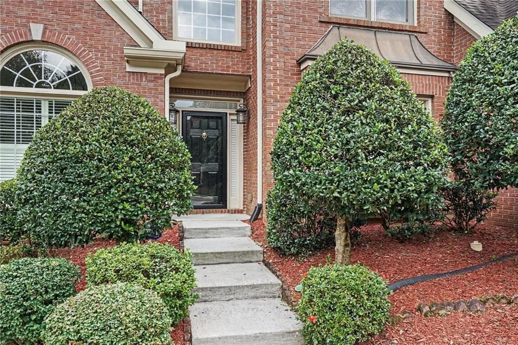 5 bedroom, 3 bathroom, 3,133 sq ft single family residence under contract at 1591 Oak Park Cove, Decatur, GA 30033 — photo 3