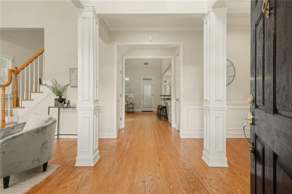 5 bedroom, 3 bathroom, 3,133 sq ft single family residence under contract at 1591 Oak Park Cove, Decatur, GA 30033 — photo 4