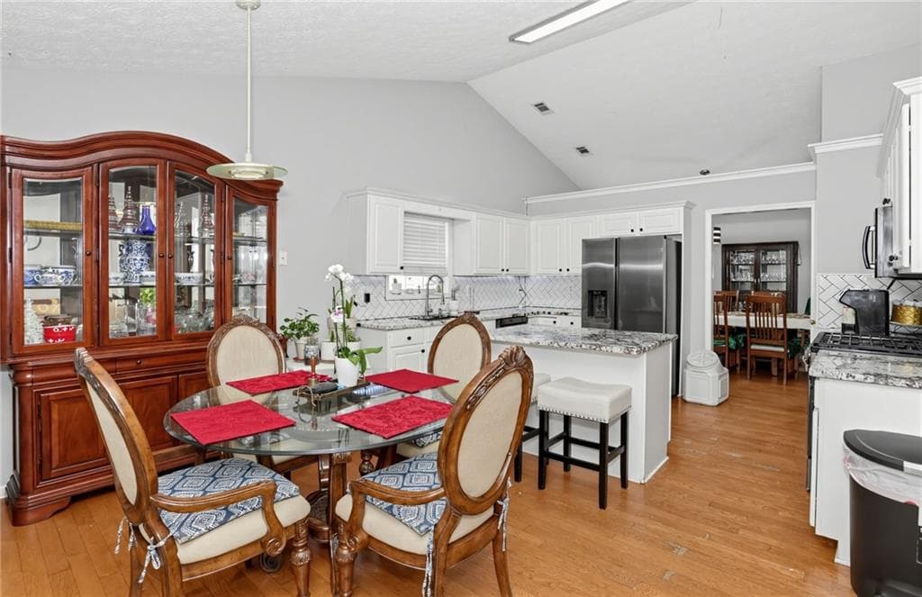 4 bedroom, 2 bathroom, 2,354 sq ft single family residence for sale at 5764 Dexters Mill Place, Buford, GA 30518 — photo 9