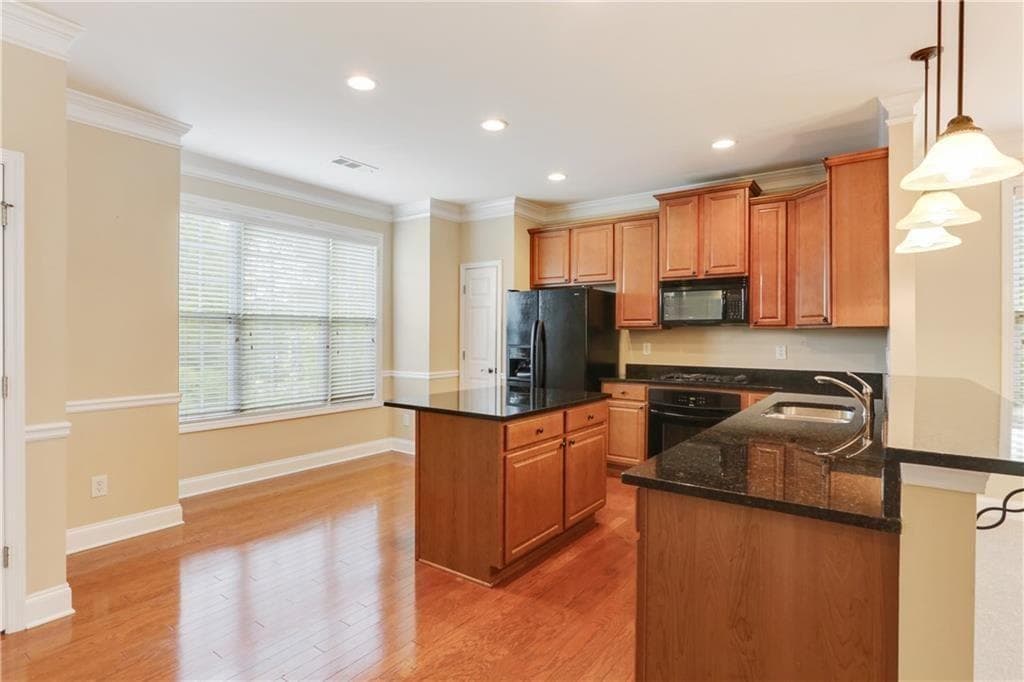 3 bedroom, 4 bathroom, 2,190 sq ft townhouse for rent at 5060 Windcrest Lane, Alpharetta, GA 30022 for $2,600 a month — photo 6