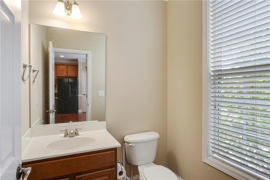 3 bedroom, 4 bathroom, 2,190 sq ft townhouse for rent at 5060 Windcrest Lane, Alpharetta, GA 30022 for $2,600 a month — photo 9
