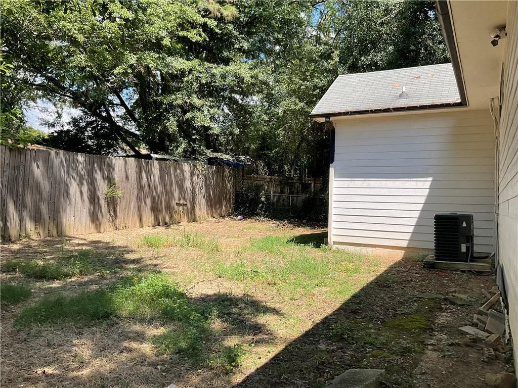 4 bedroom, 3 bathroom, 2,861 sq ft single family residence for rent at 2992 Villa Esta Drive, Atlanta, GA 30341 for $3,500 a month — photo 6