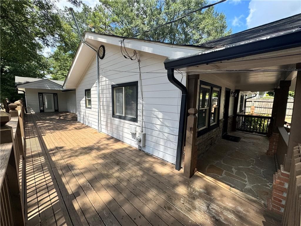 4 bedroom, 3 bathroom, 2,861 sq ft single family residence for rent at 2992 Villa Esta Drive, Atlanta, GA 30341 for $3,500 a month — photo 7