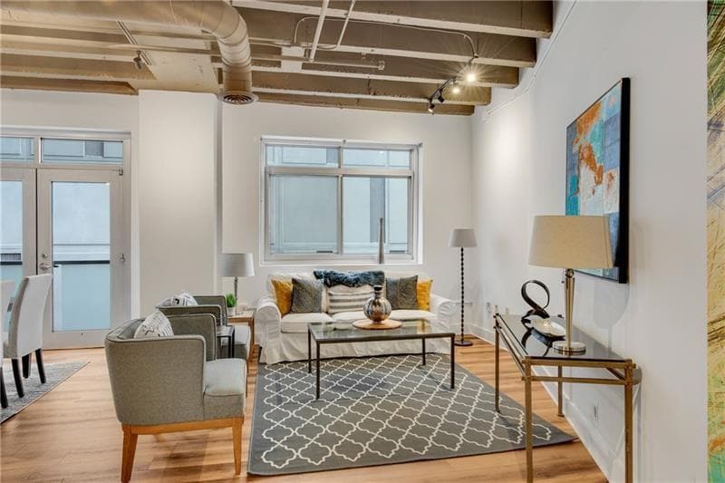 1 bedroom, 1 bathroom, 1,175 sq ft condominium for rent at 805 Peachtree Street 306, Atlanta, GA 30308 for $2,200 a month — photo 9