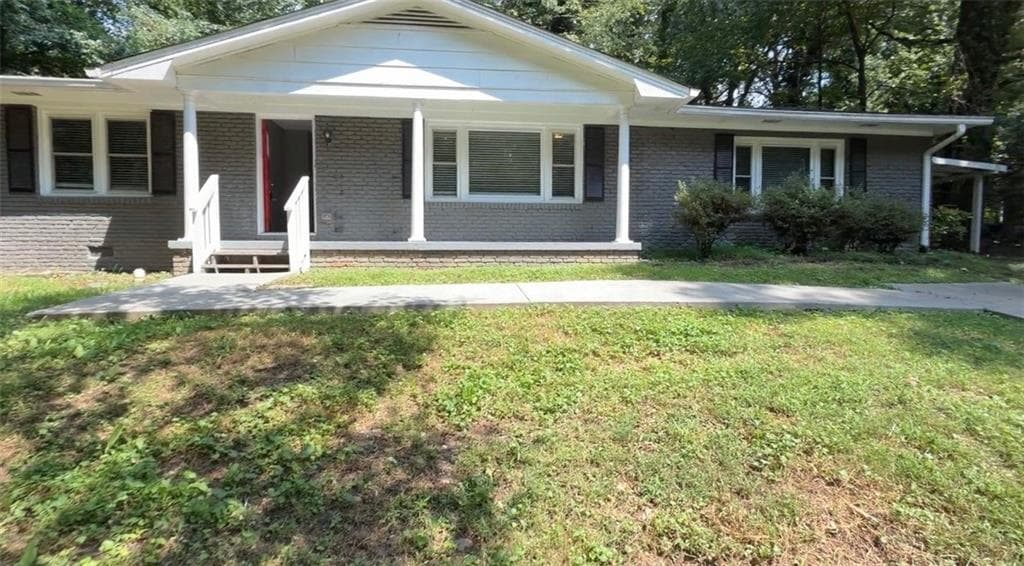 4 bedroom, 2 bathroom, 1,680 sq ft single family residence for sale at 6352 N Sweetwater Road, Lithia Springs, GA 30122 — photo 3