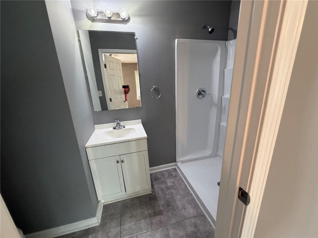 4 bedroom, 2 bathroom, 1,680 sq ft single family residence for sale at 6352 N Sweetwater Road, Lithia Springs, GA 30122 — photo 8